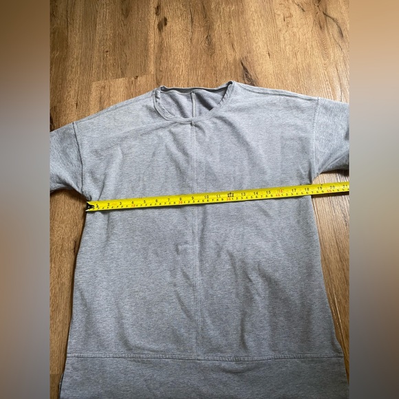 Lululemon Cut Above Tee Side Slit Terry Cloth Short Sleeve Sweatshirt Gray - Picture 5 of 6